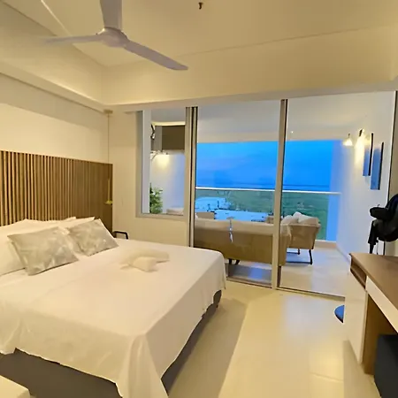 Apartamento Aparta Estudio/balcón Privado/frente Al Mar